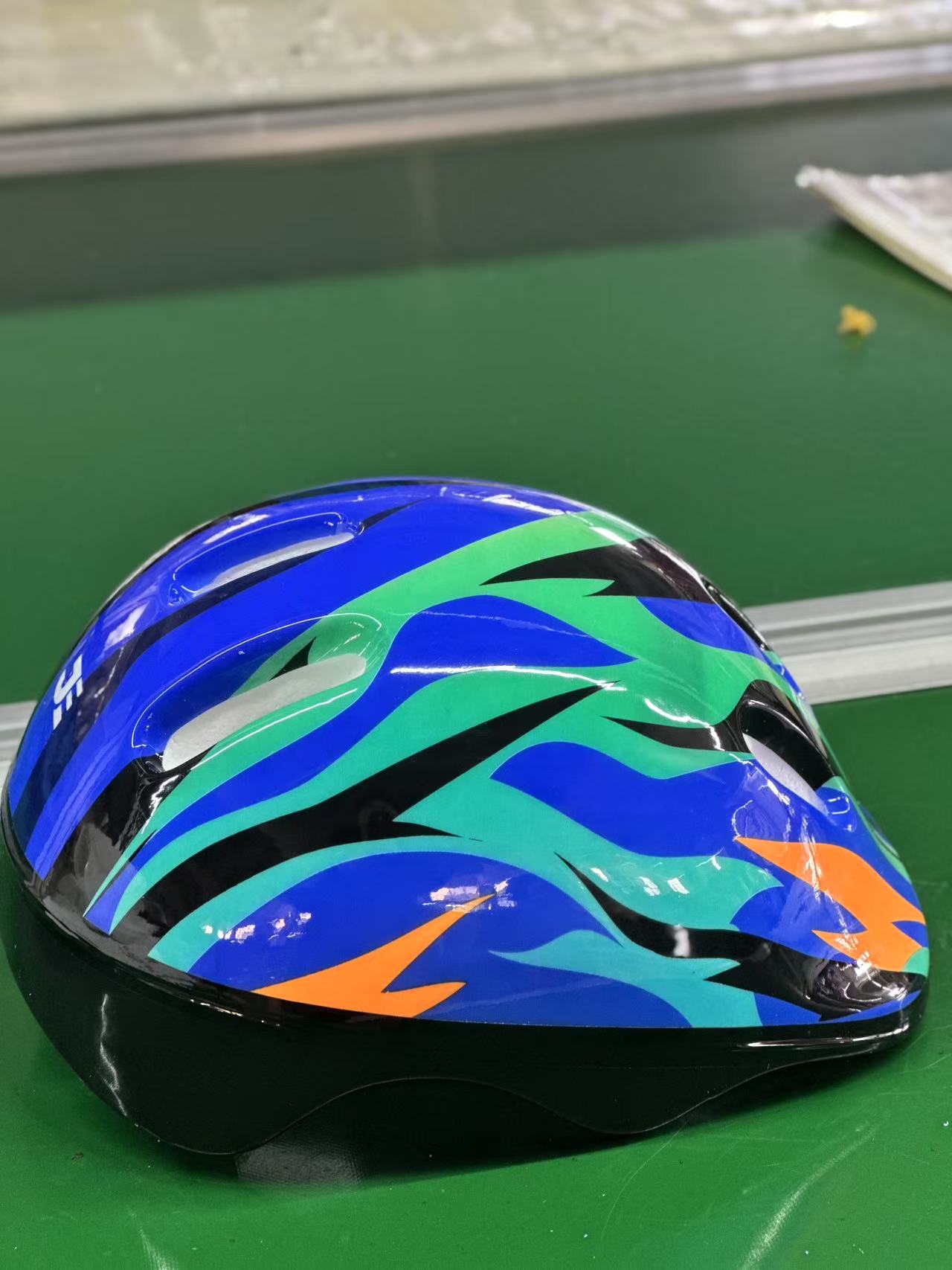 Набор (шлем, защита) Alpha Caprice JE-HP-B880 blue-green 1280_1707