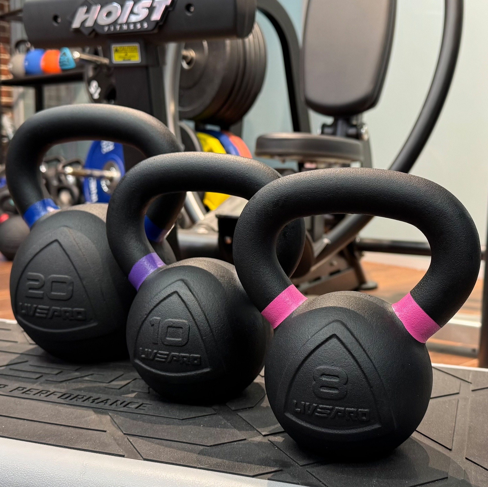Чугунная гиря 32кг Live Pro Kettlebell LP8049-32 2000_1999